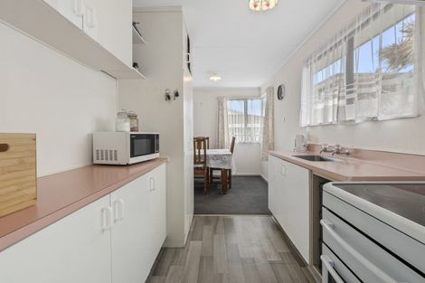 Photo of property in 74a Resolution Road, Welcome Bay, Tauranga, 3112