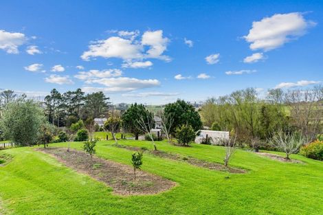 Photo of property in 20 Lupis Way, Kaiwaka, 0573