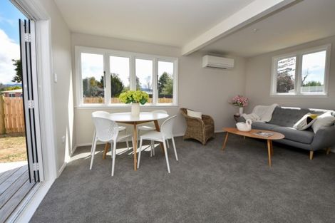 Photo of property in 8 Mckenzie Terrace, Carterton, 5713