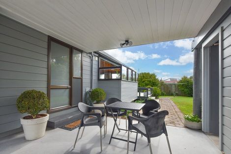 Photo of property in 2 Iles Road, Lynmore, Rotorua, 3010