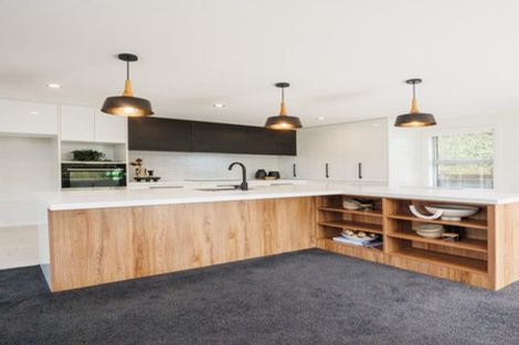 Photo of property in 125 Atawhai Road, Fitzherbert, Palmerston North, 4410