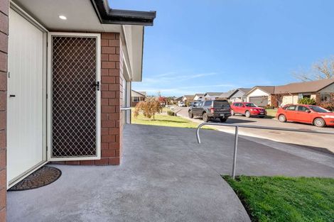 Photo of property in Henry Russell Estate, 8/36 Belgrove Drive, Waipukurau, 4200