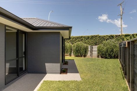 Photo of property in 16 Lusk Street, Rangiora, 7400