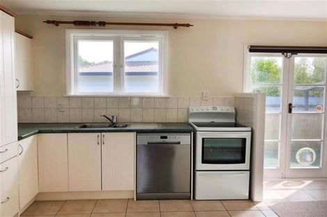 Photo of property in 1/15 Scott Road, Papakura, 2110