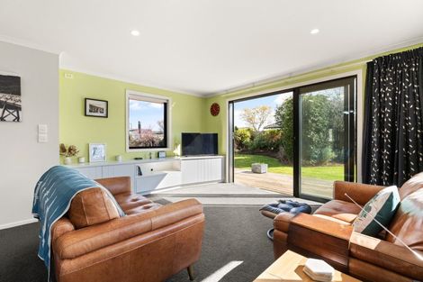 Photo of property in 23 Heathfield Drive, Mosgiel, 9024