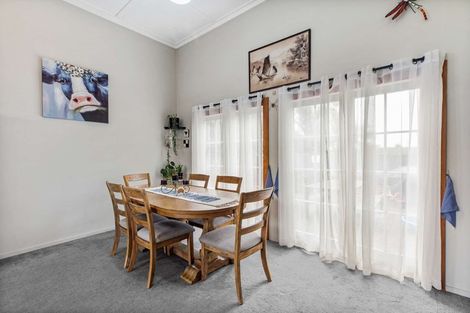 Photo of property in 5 Collingwood Road, Waiuku, 2123