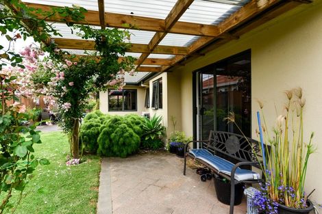 Photo of property in 57 Ayrshire Drive, Grandview Heights, Hamilton, 3200