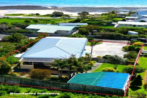 Photo of property in 57 Taumatawiwi Street, Opononi, Kaikohe, 0473