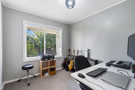 Photo of property in 57a Church Road, Taradale, Napier, 4112