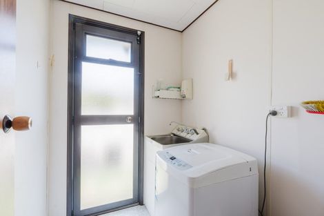 Photo of property in 1a Heath Street, St Andrews, Hamilton, 3200