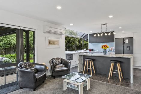 Photo of property in 6 Freeman Close, Abbotsford, Dunedin, 9018