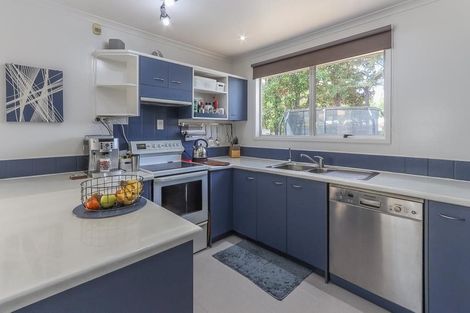 Photo of property in 14 Luke Place, Fairy Springs, Rotorua, 3015