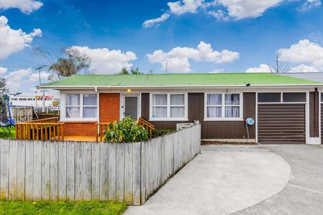 Photo of property in 1/94 Beaumonts Way, Manurewa, Auckland, 2102