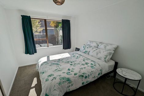 Photo of property in 1/139 Sawyers Arms Road, Northcote, Christchurch, 8052
