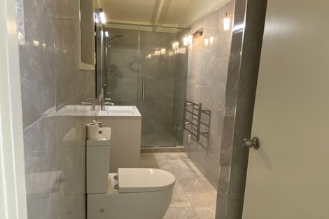 Photo of property in 60 Cheriton Road, Mellons Bay, Auckland, 2014