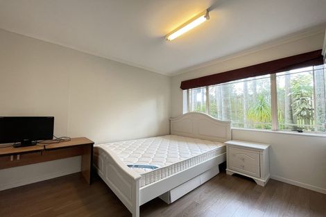 Photo of property in 30 Venus Place, Half Moon Bay, Auckland, 2012