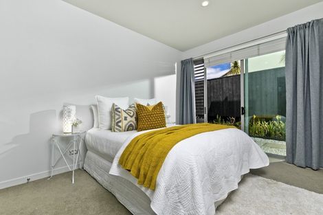 Photo of property in 3 Aberdeen Road, Castor Bay, Auckland, 0620