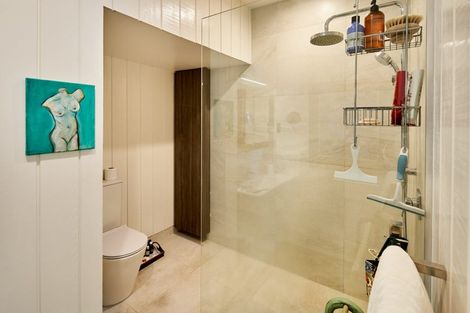 Photo of property in Tennyson Apartments, 4/25 Tennyson Street, Te Aro, Wellington, 6011