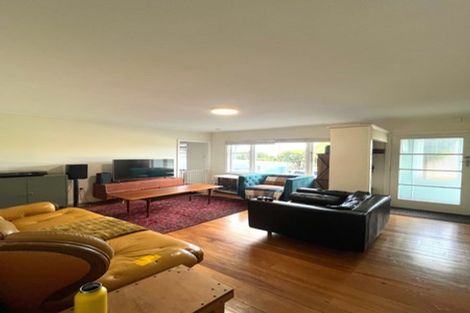 Photo of property in 9 Houghton Bay Road, Houghton Bay, Wellington, 6023