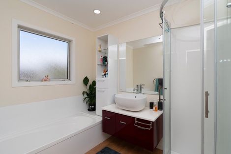 Photo of property in 129 Main Highway, Otaki, 5512