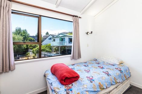 Photo of property in 14 Ingle Avenue, Waipahihi, Taupo, 3330