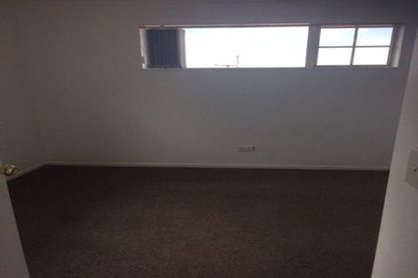 Photo of property in 12 Parkstone Place, Favona, Auckland, 2024
