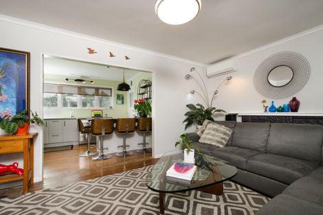 Photo of property in 62 Tudor Road, Henderson, Auckland, 0610