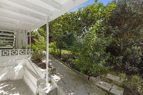 Photo of property in 1/23 Liston Crescent, Cockle Bay, Auckland, 2014