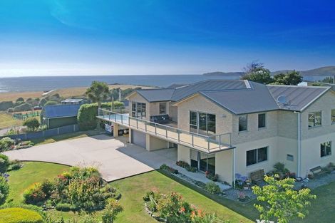 Photo of property in 11 Oakham Street, Hampden, 9410