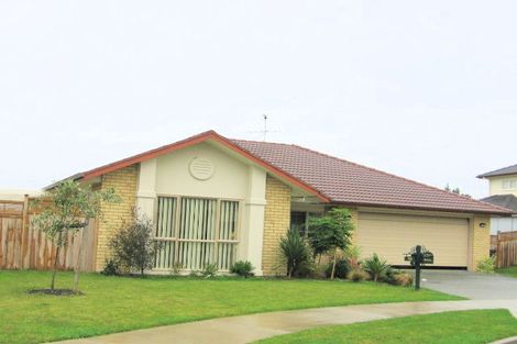 Photo of property in 16 Mary Forgham Drive, Greenhithe, Auckland, 0632