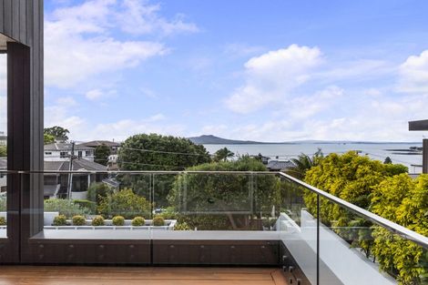 Photo of property in 24 Beach Road, Castor Bay, Auckland, 0620