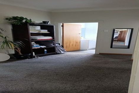 Photo of property in 49 Burns Avenue, Takaro, Palmerston North, 4412