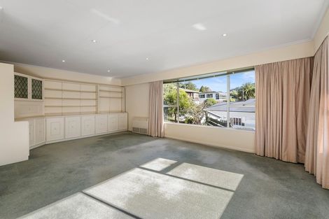 Photo of property in 71 Durham Street, Picton, 7220