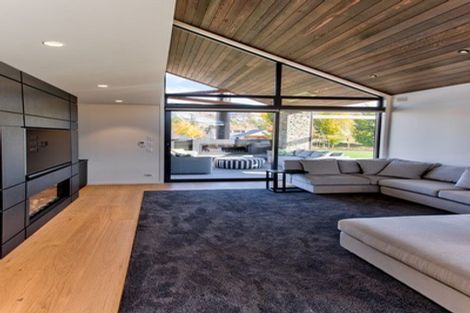 Photo of property in 16 Mccaw Mews, Wanaka, 9305