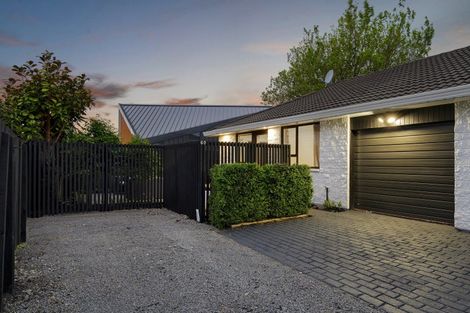 Photo of property in 2/60a Somme Street, St Albans, Christchurch, 8014