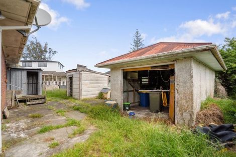 Photo of property in 658 Te Atatu Road, Te Atatu Peninsula, Auckland, 0610