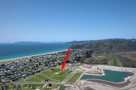 Photo of property in 5 Riria Way, Matarangi, 3592