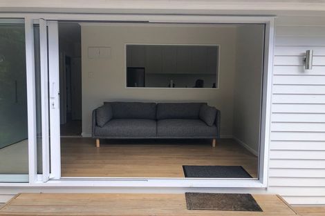 Photo of property in Peninsula Primary School, 61 Wharf Road, Te Atatu Peninsula, Auckland, 0610