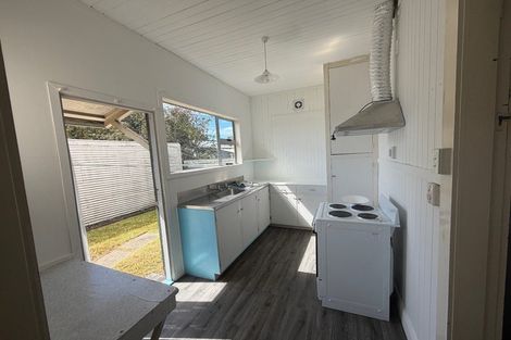 Photo of property in 2/507 Albert Street, Hastings, 4122