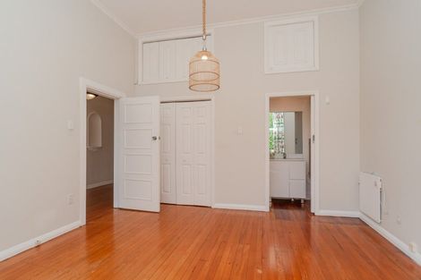 Photo of property in 89 Derwent Street, Island Bay, Wellington, 6023