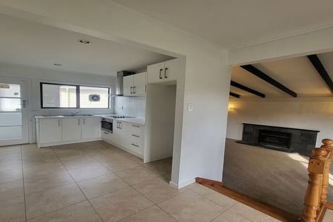 Photo of property in 18 Mclean Avenue, Papatoetoe, Auckland, 2025