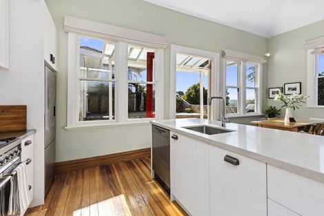 Photo of property in 48 Konini Road, Hataitai, Wellington, 6021