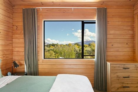 Photo of property in 3d Mcdonnell Road, Arrowtown, 9302