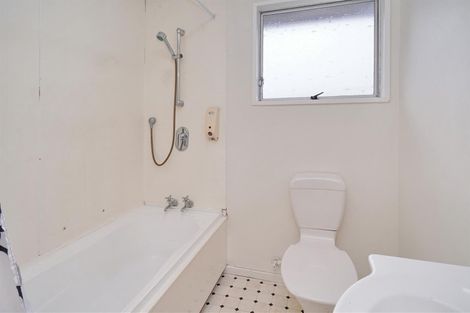 Photo of property in 2/14a Frederick Street, Waltham, Christchurch, 8011