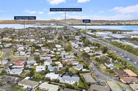 Photo of property in 2/97 Crawford Avenue, Mangere Bridge, Auckland, 2022