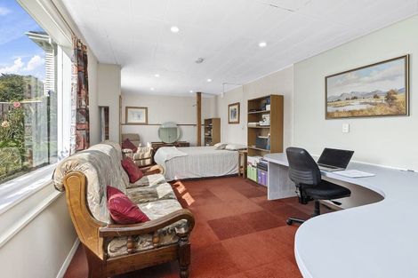Photo of property in 353 Main Road, Tawa, Wellington, 5028