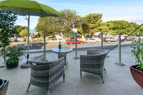 Photo of property in 2/5 Cook Street, Howick, Auckland, 2014