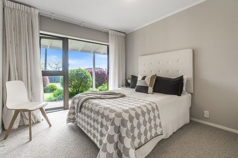 Photo of property in 1/136 Calliope Road, Stanley Point, Auckland, 0624
