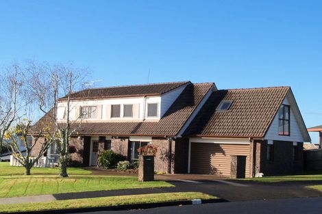 Photo of property in 5 Stevenson Way, Cockle Bay, Auckland, 2014