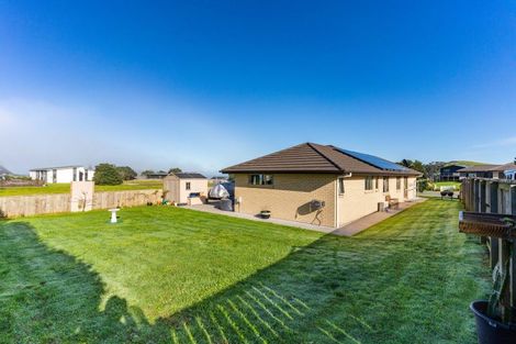 Photo of property in 4 Pipi Place, Baylys Beach, Dargaville, 0377